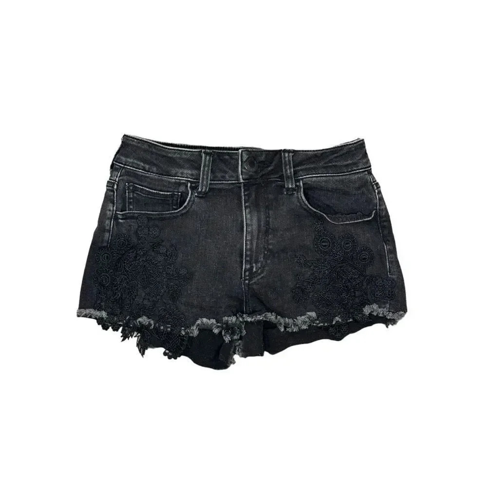 American Eagle Outfitters Size 4 Black Floral Embroidered Hi-Rise Shortie Shorts